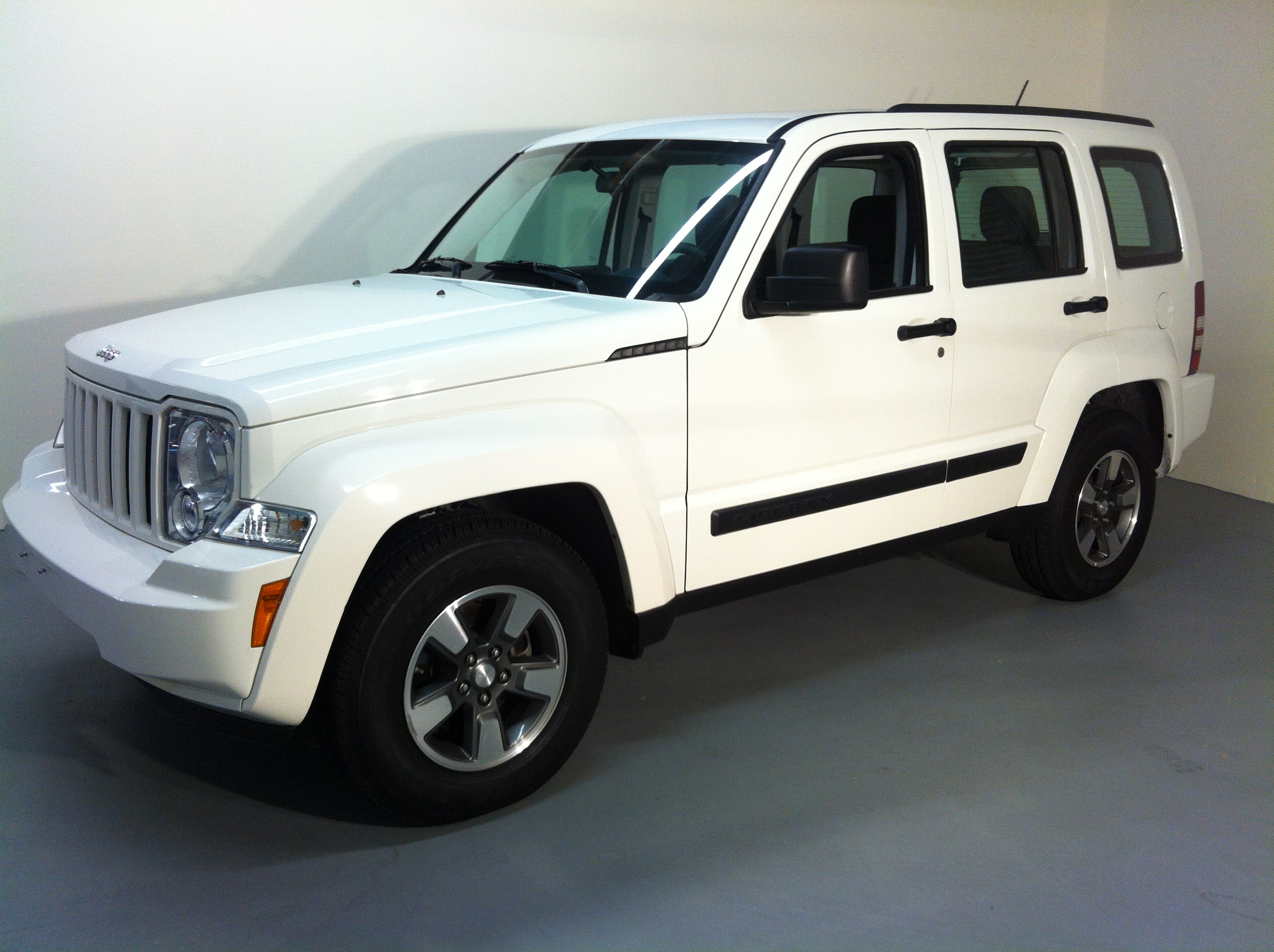 Who makes jeep liberty diesel engine #5
